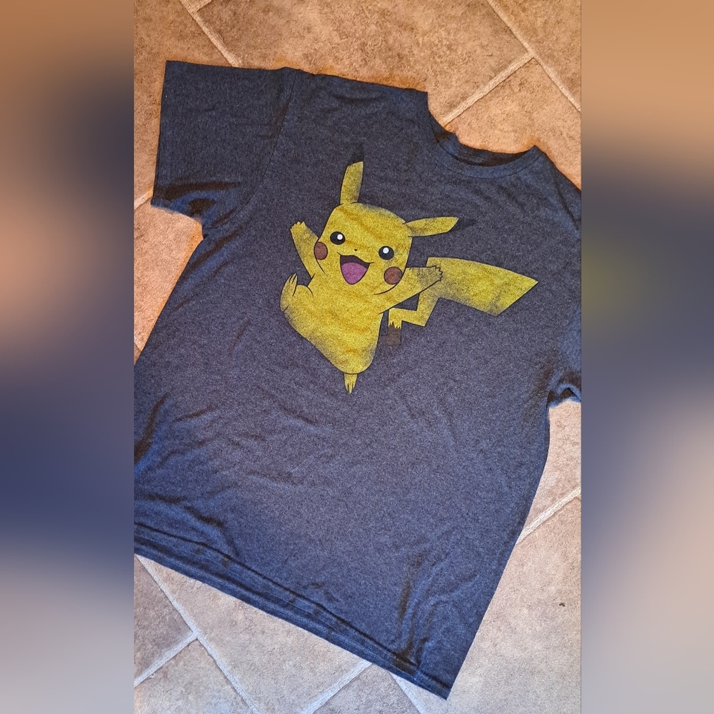 Pokemon Pikachu Nintendo Official Licensed Shirt 2014 Dark Gray Size Large